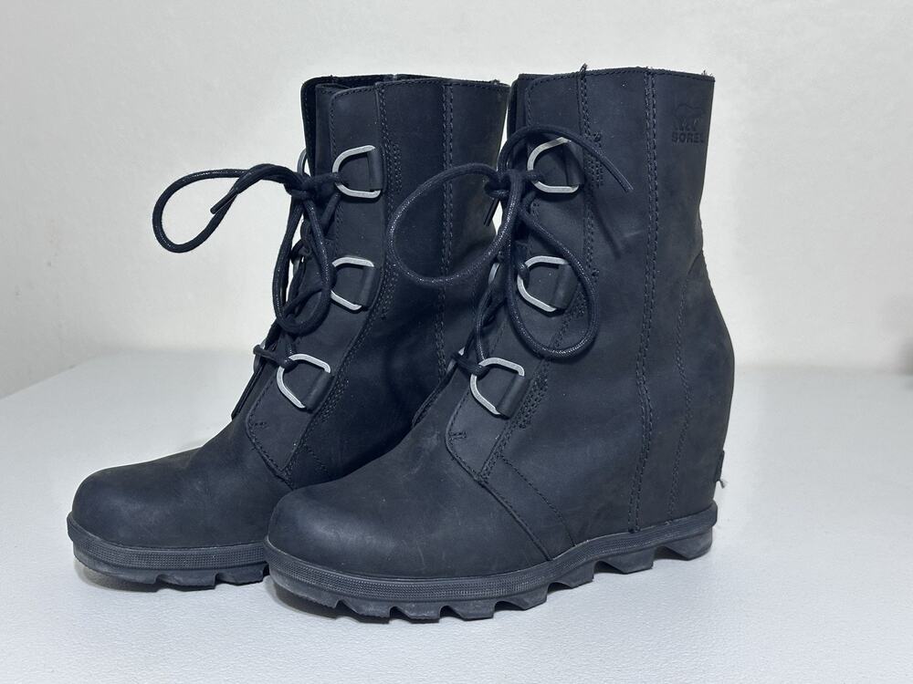 Sorel Joan of Arctic Wedge II Ankle Boots Womens Sz 8 Black Leather NL3018-010